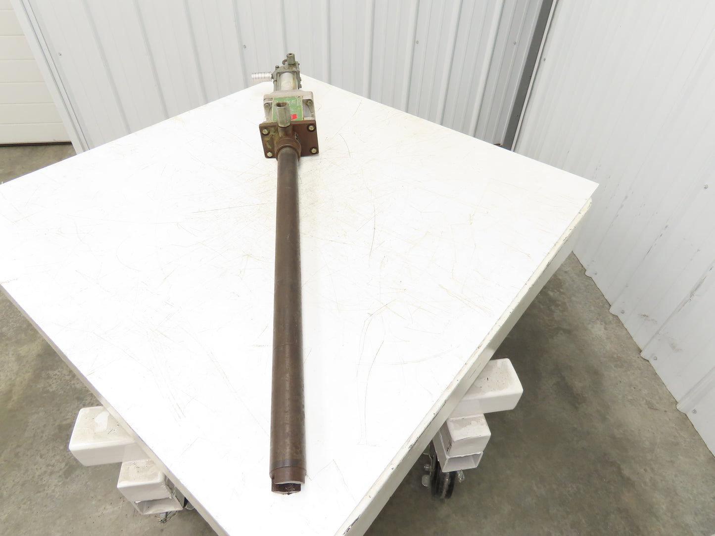 Lincoln 82970 Power Master Pneumatic Powered Oil/Grease Pump 12:1 55 Gal Drum