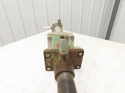 Lincoln 82970 Power Master Pneumatic Powered Oil/Grease Pump 12:1 55 Gal Drum