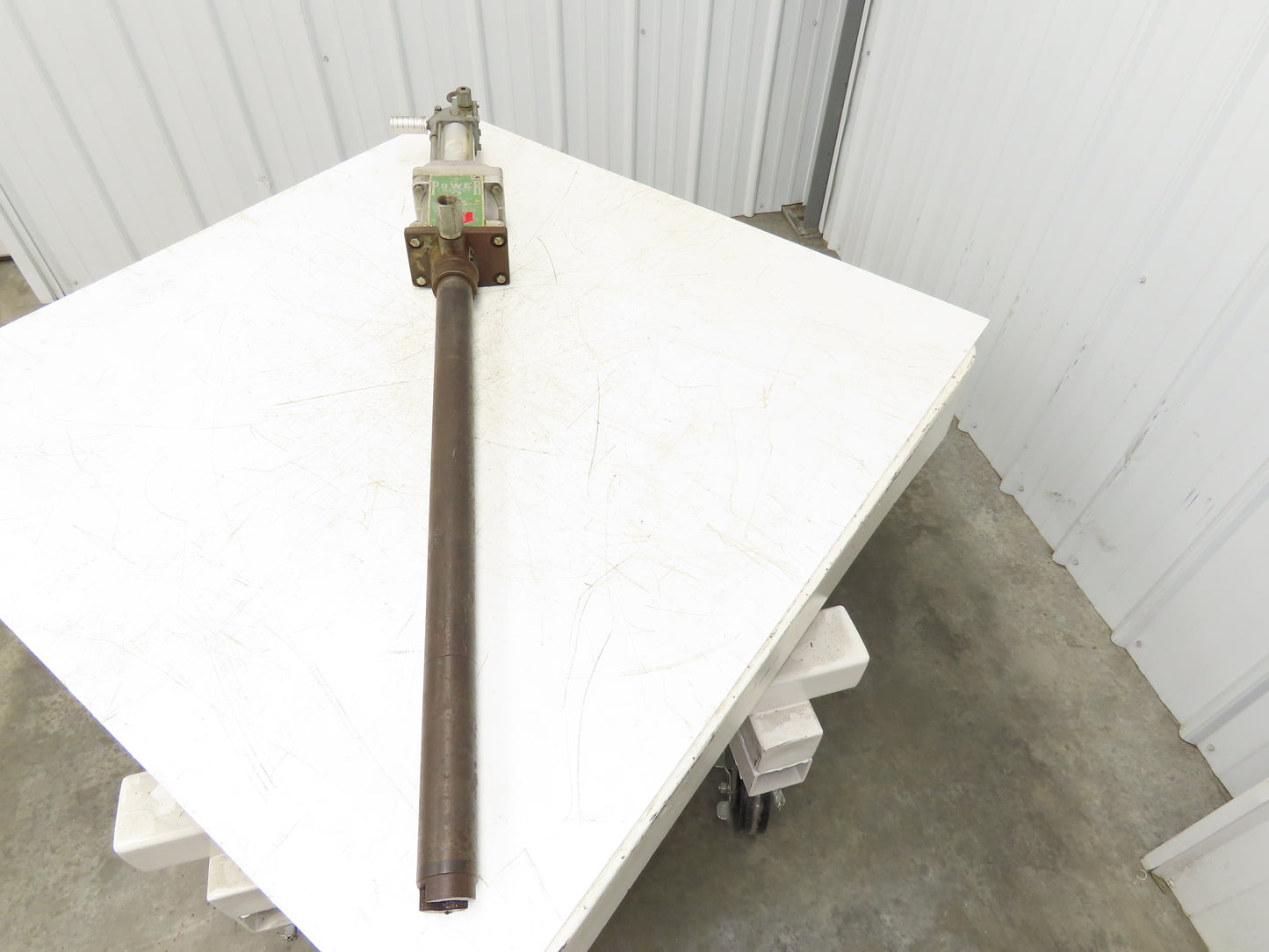 Lincoln 82970 Power Master Pneumatic Powered Oil/Grease Pump 12:1 55 Gal Drum