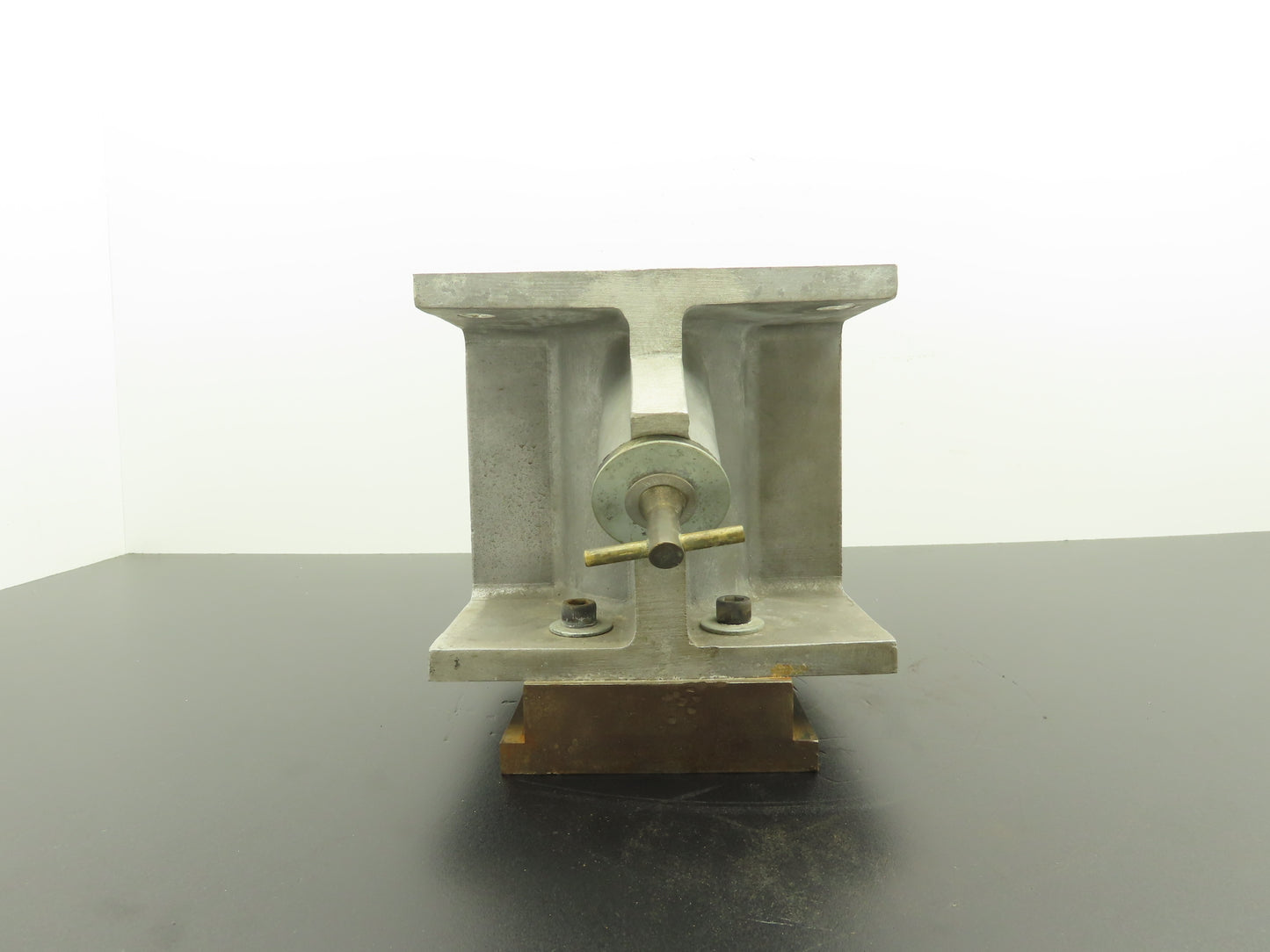 Industrial Injection Molding Hopper Base Side Discharge 5-1/2" Bolt Square Top