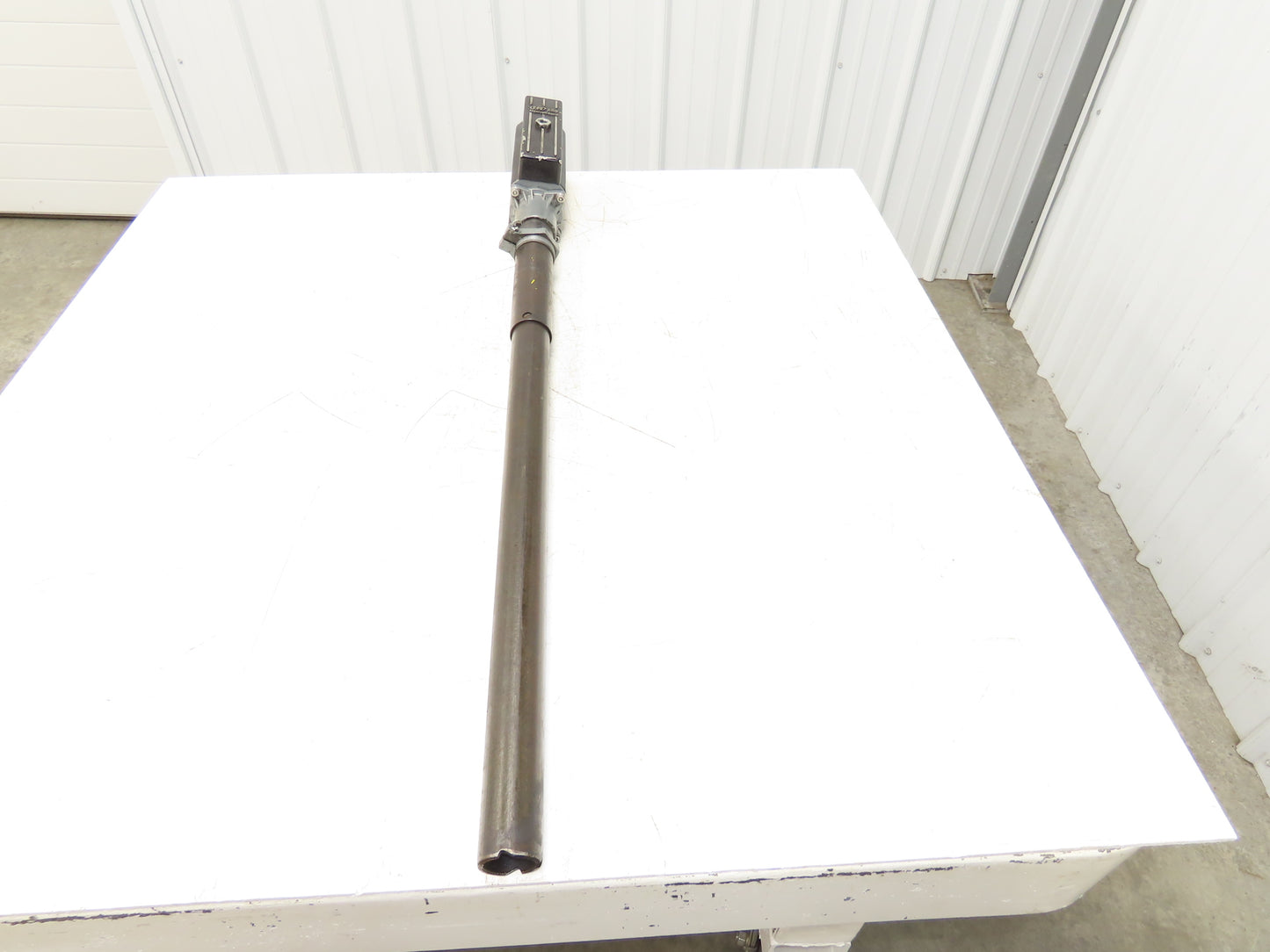 ARO LM2305A-11 Pneumatic Oil Pump Piston Type 5:1 55 Gal Drum 150PSI 2" x 33"