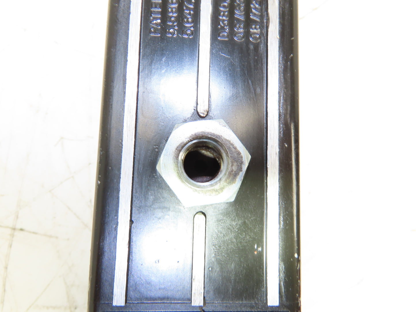 ARO LM2305A-3G Pneumatic Oil Pump Piston Type 5:1 55 Gal Drum 150PSI 2" x 30"