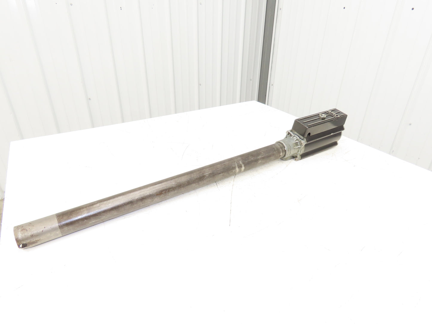 ARO LM2305A-3G Pneumatic Oil Pump Piston Type 5:1 55 Gal Drum 150PSI 2" x 30"