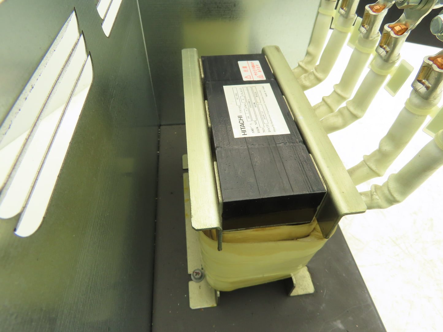 Hitachi ALI33L2 Input Side AC Reactor Inverter 22kW 200V Harmonic Suppression