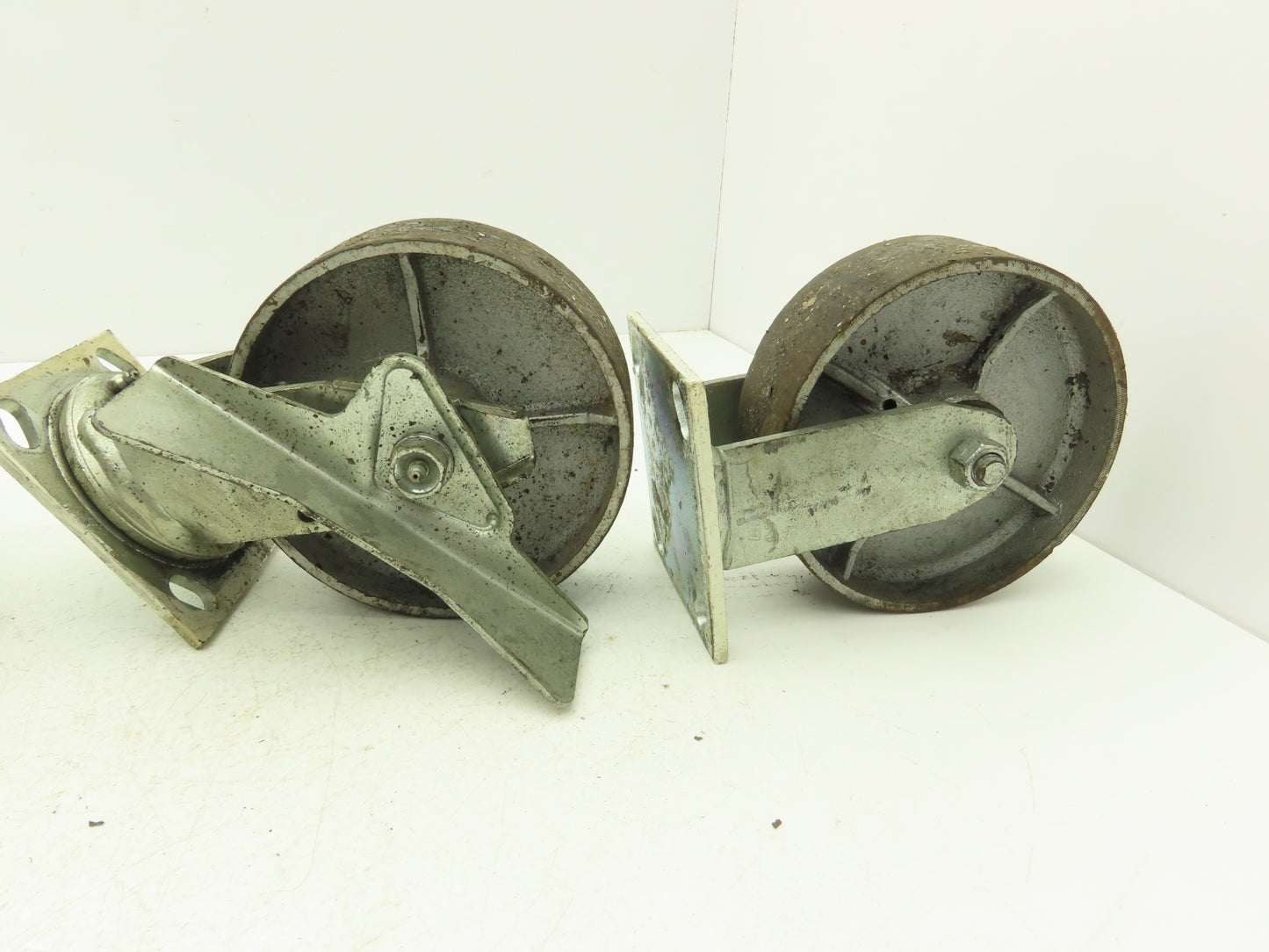 6" Caster Wheels Cast Iron Set of (4) 2-Swivel w Lock & (2)-Fixed Lot of 4