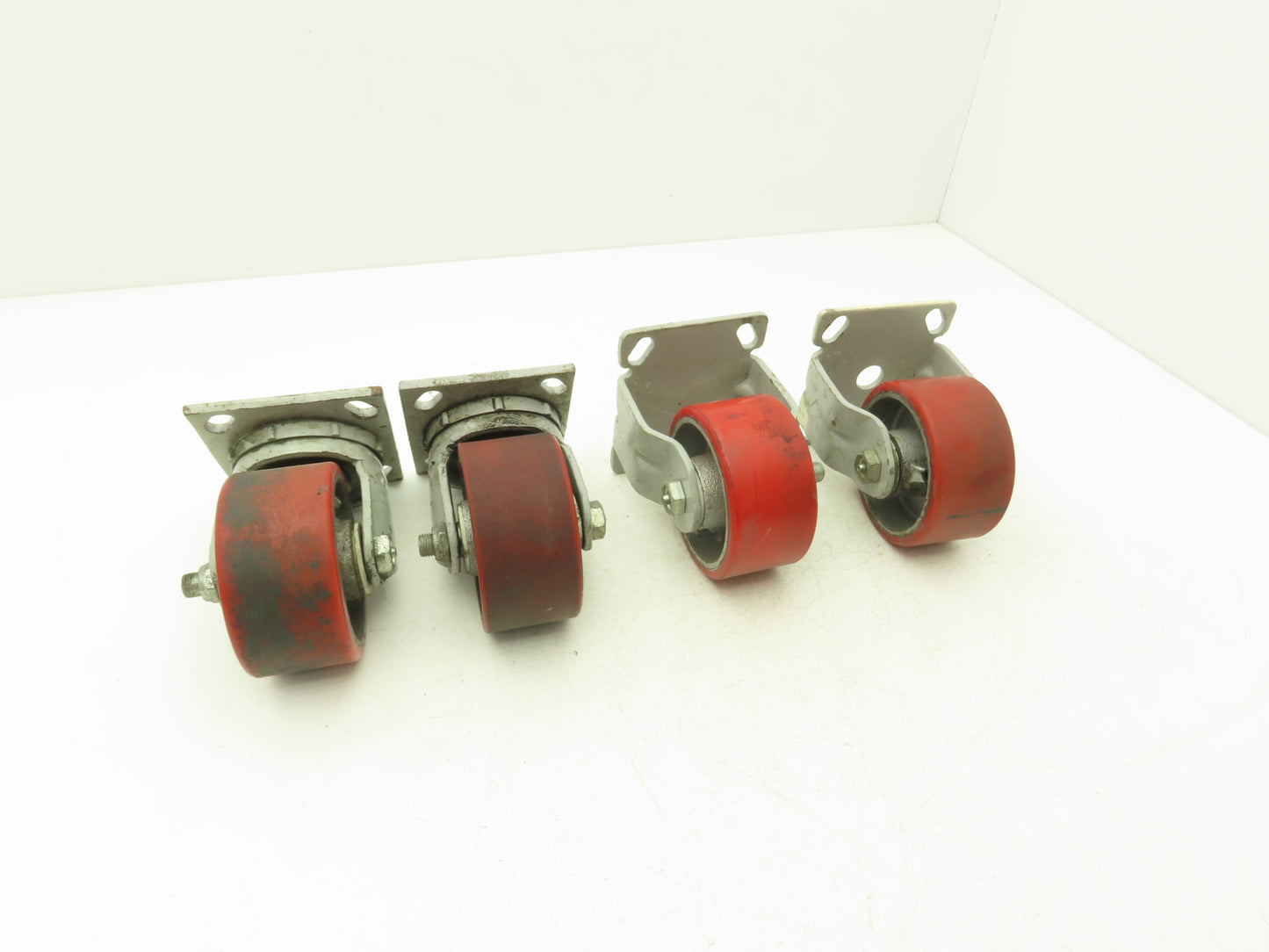 Fairbanks 4" Caster Wheel Poly/Cast (2) Swivel (2) 5-1/2" OAH Rigid Lot of 4