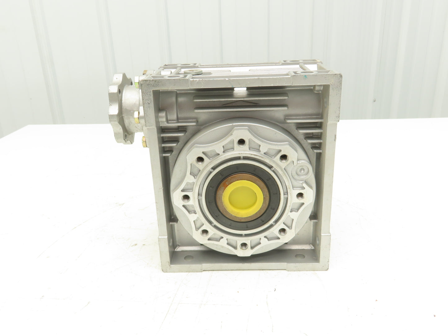 Jiangyin Guoliang NMRV 090 Worm Gearbox 25:1 Reducer 60 RPM Hollow Shaft