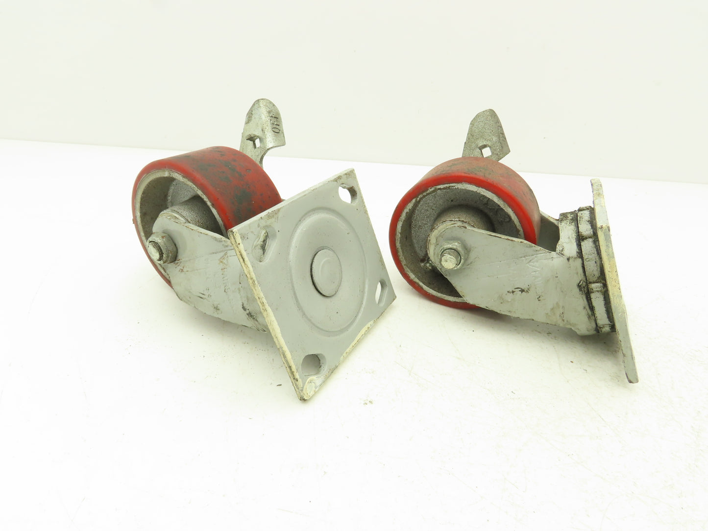 Fairbanks 4" Caster Wheel Poly/Cast (2) Swivel Locking (2) Rigid Lot of 4