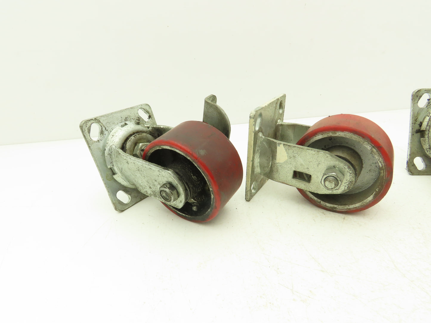 Service Caster 4" Caster Wheel Poly/Cast (2) Swivel Locking (2) Rigid Lot of 4
