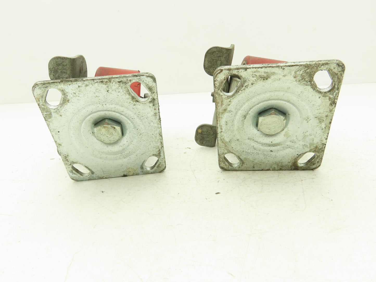 4" Caster Wheel Poly/Cast Locking Swivel Base 2" Wide 5-1/2" Height Lot of 2
