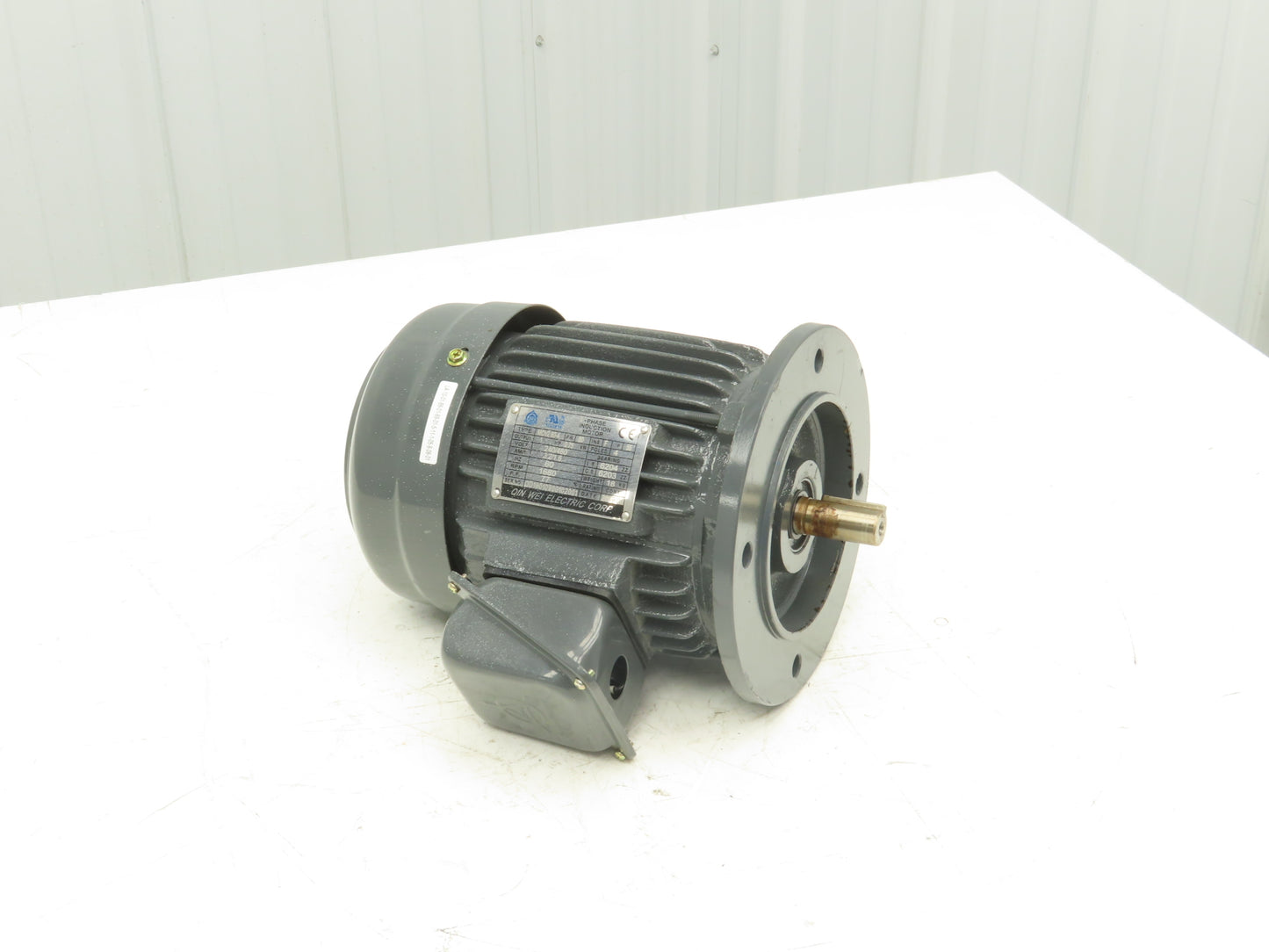 Qin Wei Electric MCV280-4 AC Motor 1Hp 1680rpm 240/480V 3PH IEC80