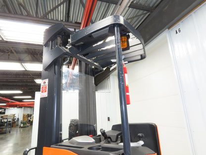 Doosan Forklift Stand On 36V Electric Pantograph Reach Truck 3241lbs 2569h 20' L