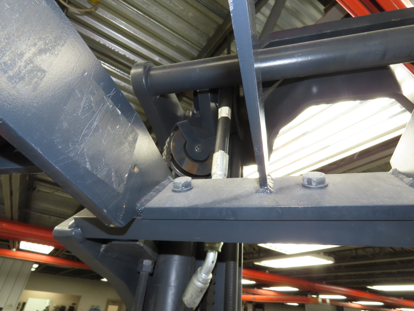 Doosan Forklift Stand On 36V Electric Pantograph Reach Truck 3241lbs 2569h 20' L