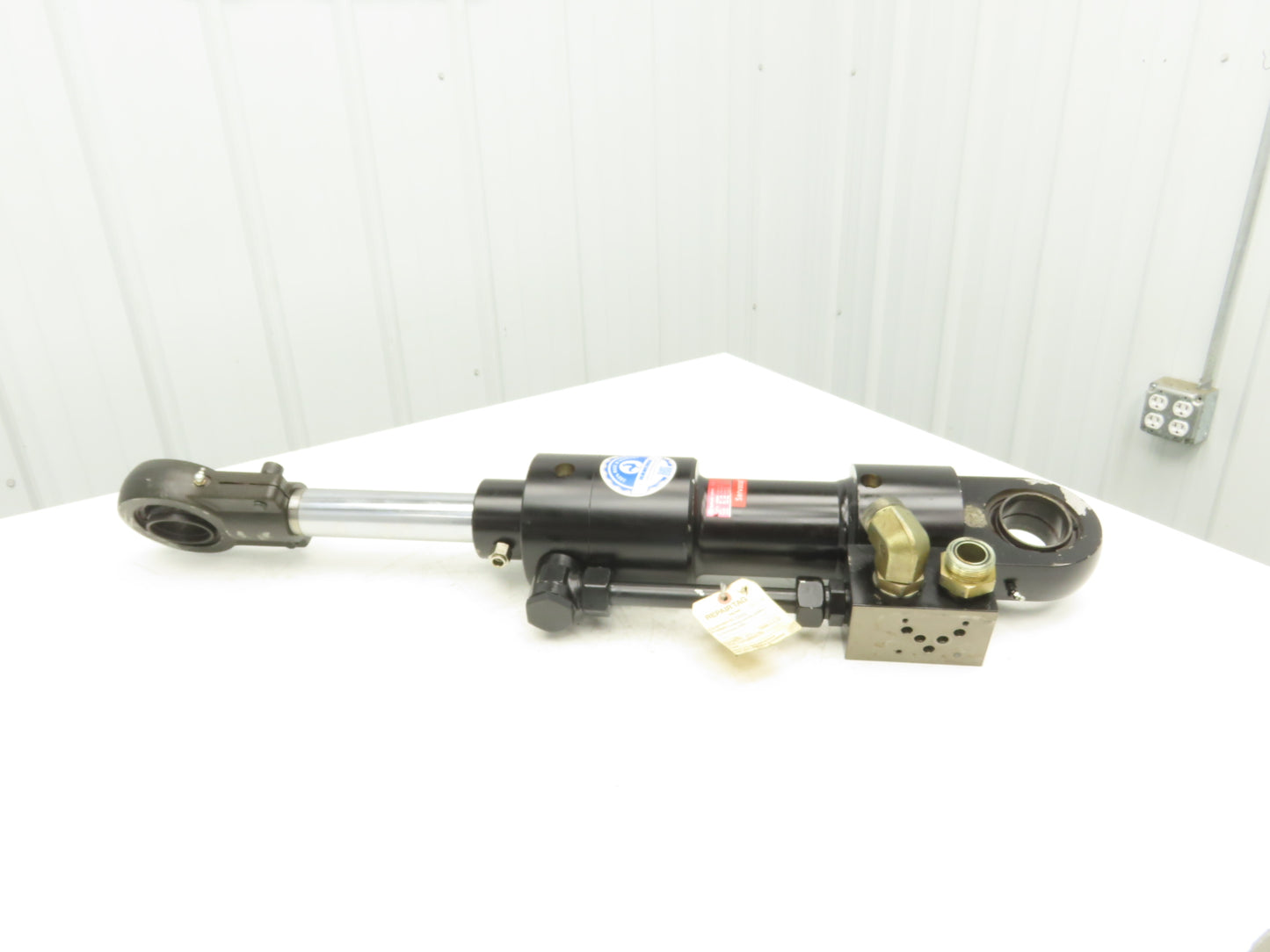 Hanchen Servocop Hydraulic Cylinder 80mm Bore 173mm Stroke Clamp Manifold *READ*