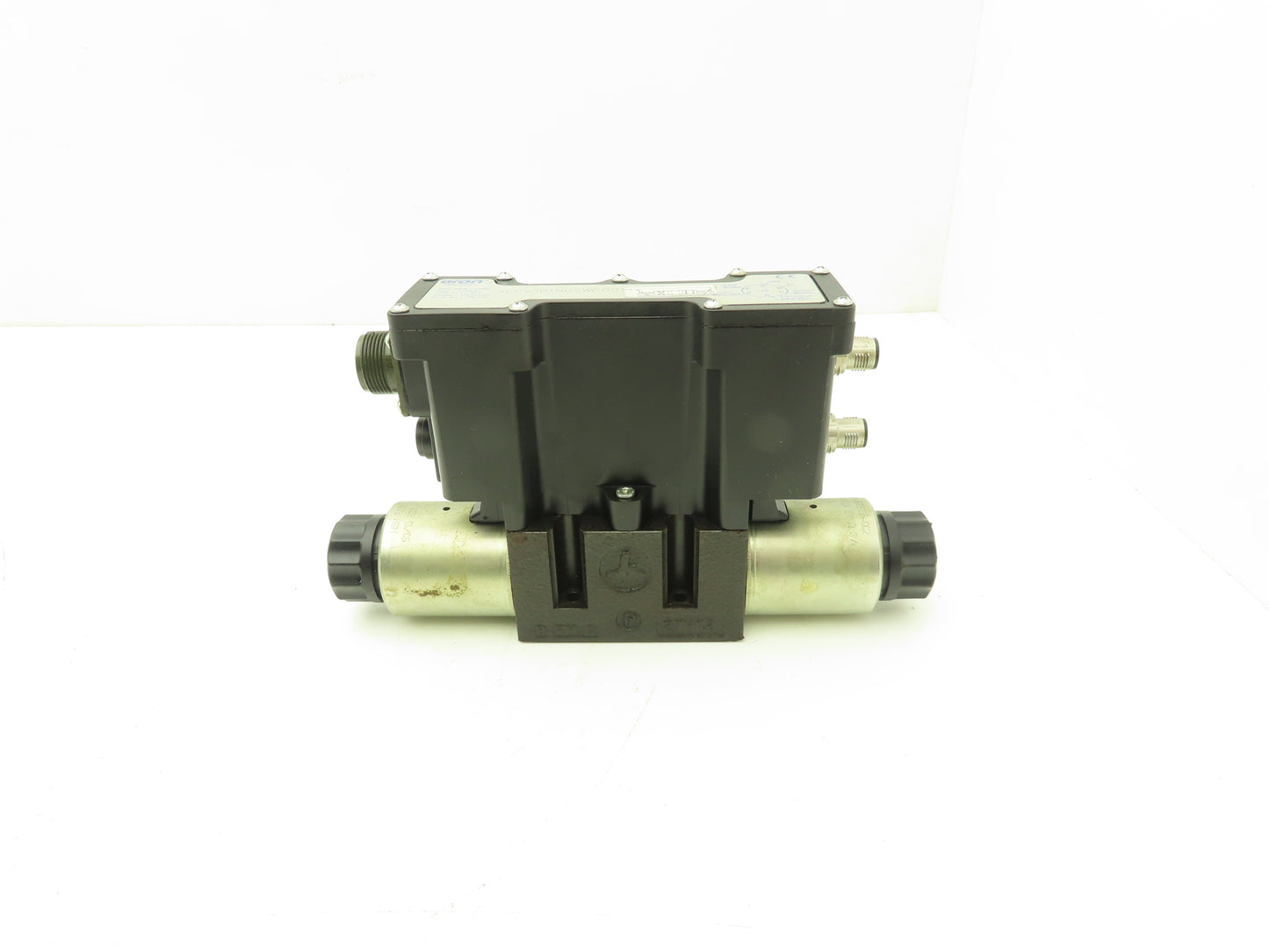 Aron XEPV301N0SWC001 Hydraulic Directional Valve 24VDC Coil