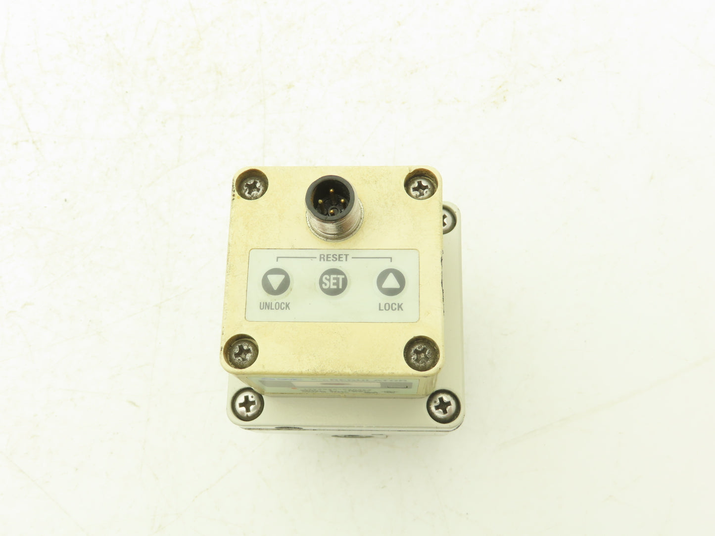 SMC ITV3030-04N4L4 3000 Size Electro-Pneumatic Regulator 24VDC 1/2" NPT