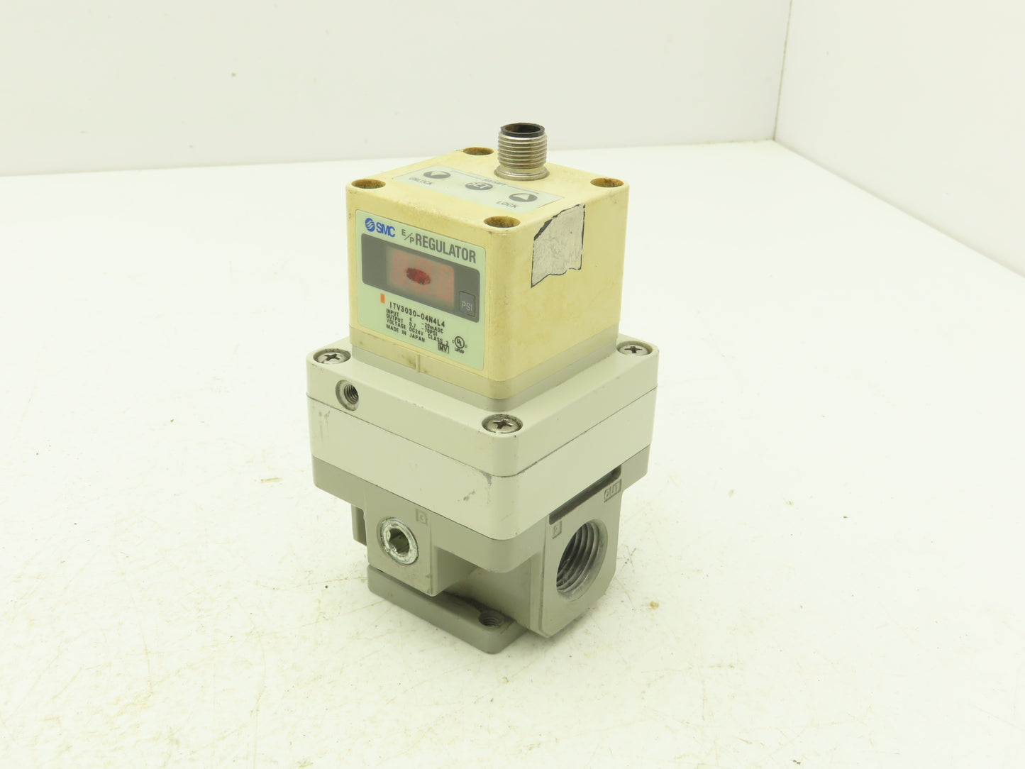 SMC ITV3030-04N4L4 3000 Size Electro-Pneumatic Regulator 24VDC 1/2" NPT