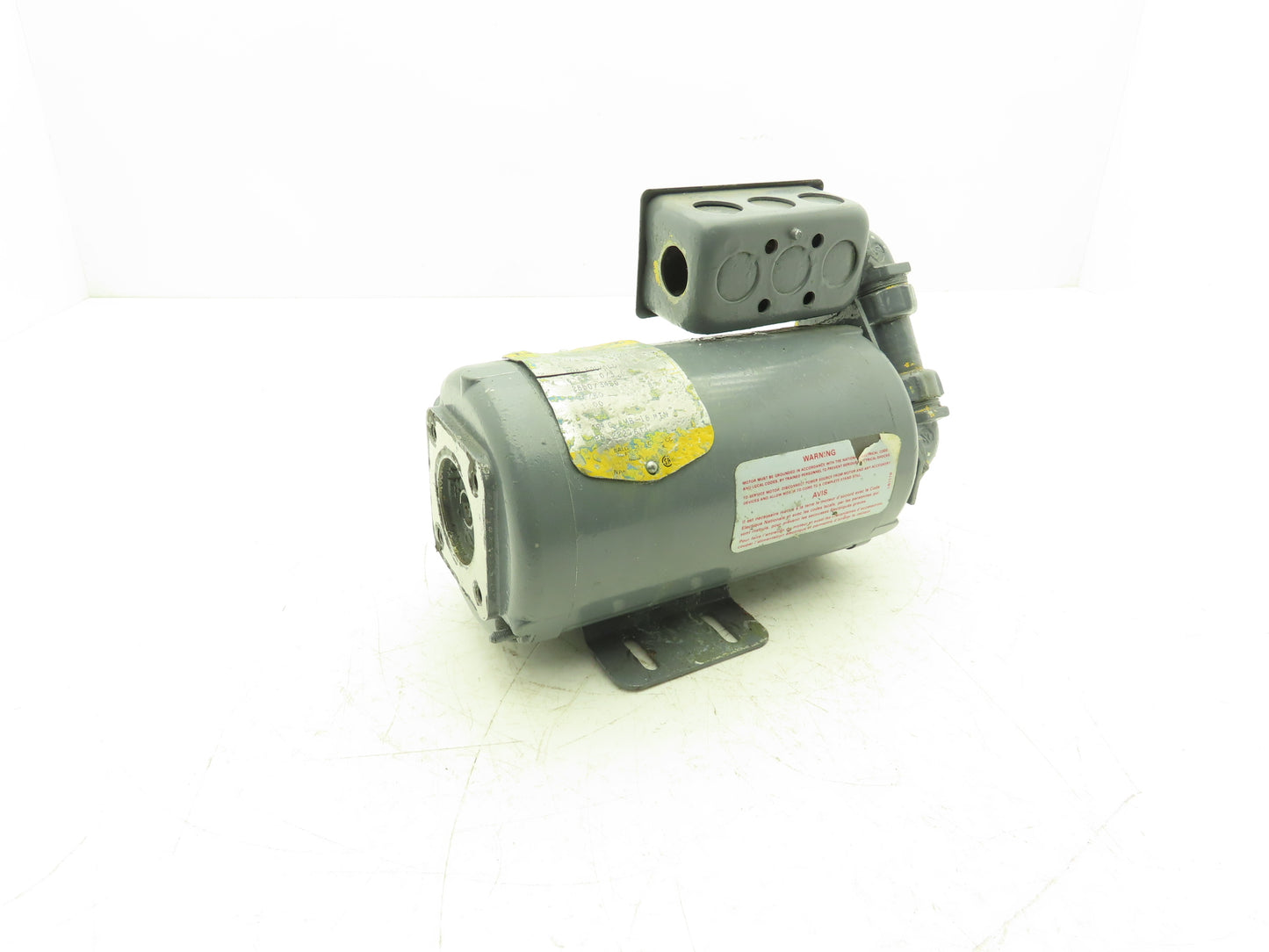 Baldor 2221613 Pump Motor 1Hp 3450rpm 230/460V 3PH 42YZ Slot Shaft 15-Min Duty