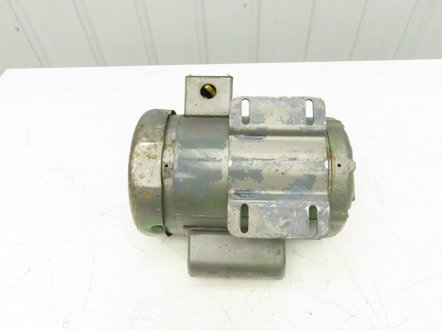 Baldor L3510Z Pump Motor 1Hp 1725rpm 115/208-230V 1PH 56YZ Slot Shaft