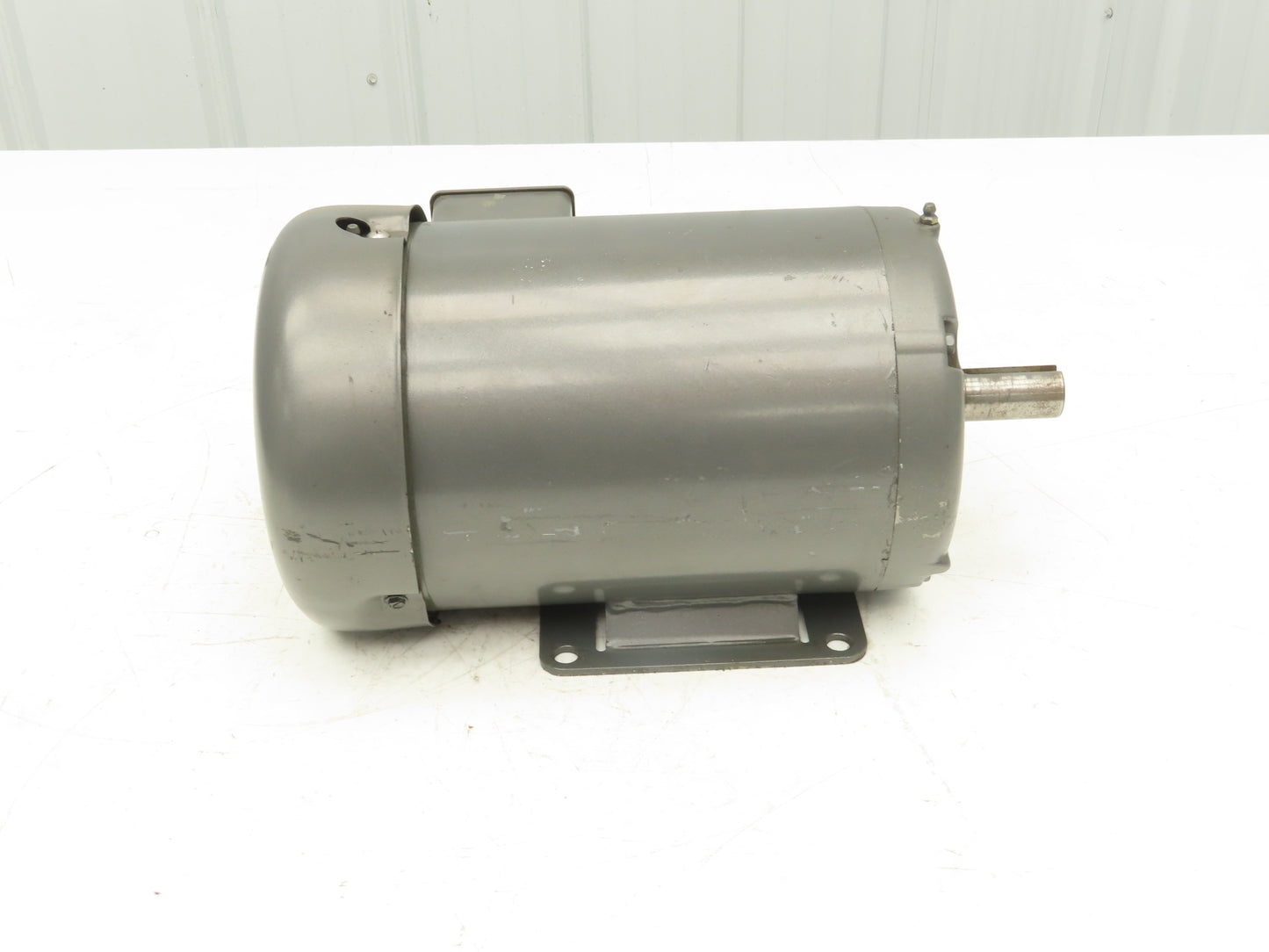 Baldor MM3613 Metric AC Motor 3.7kw 5Hp 3450 RPM 230/460V 3PH IEC D100L