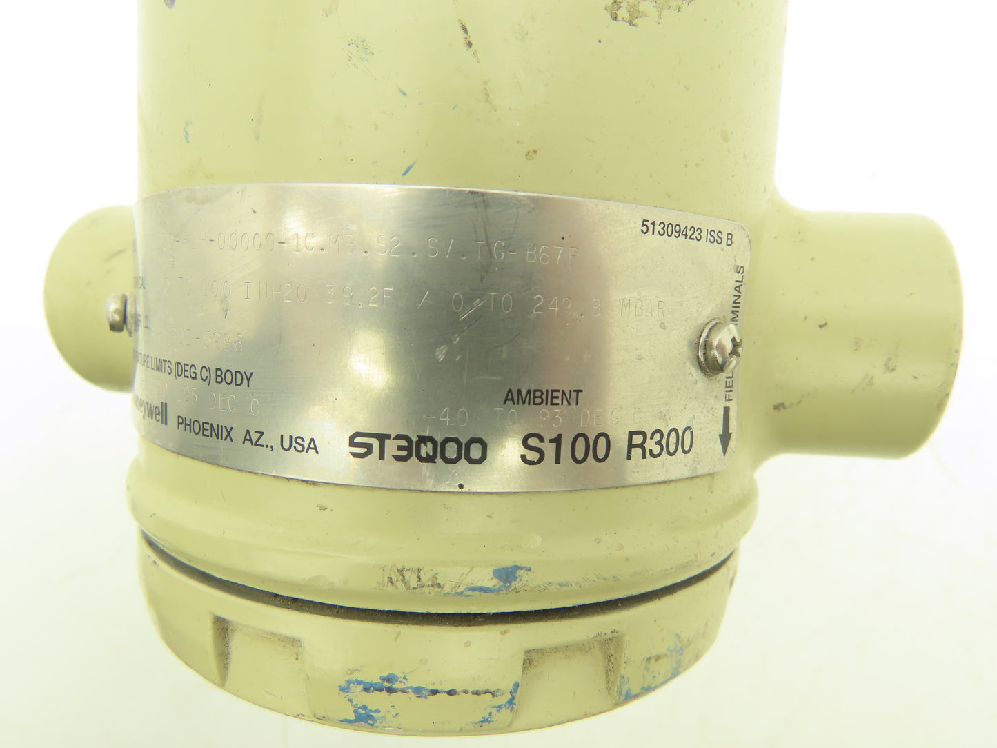 Honeywell ST3Q00 S100 R300 Temperature Transmitter -40° to 125° C 1/2"NPT