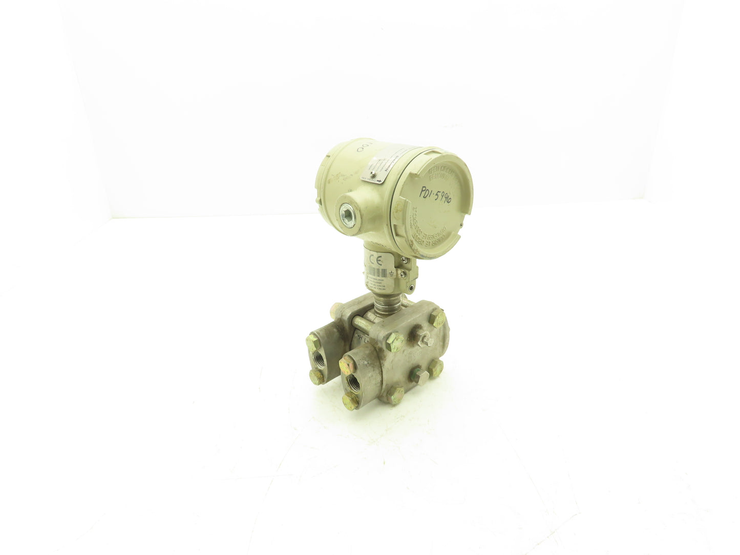 Honeywell ST3Q00 S100 R300 Temperature Transmitter -40° to 125° C 1/2"NPT