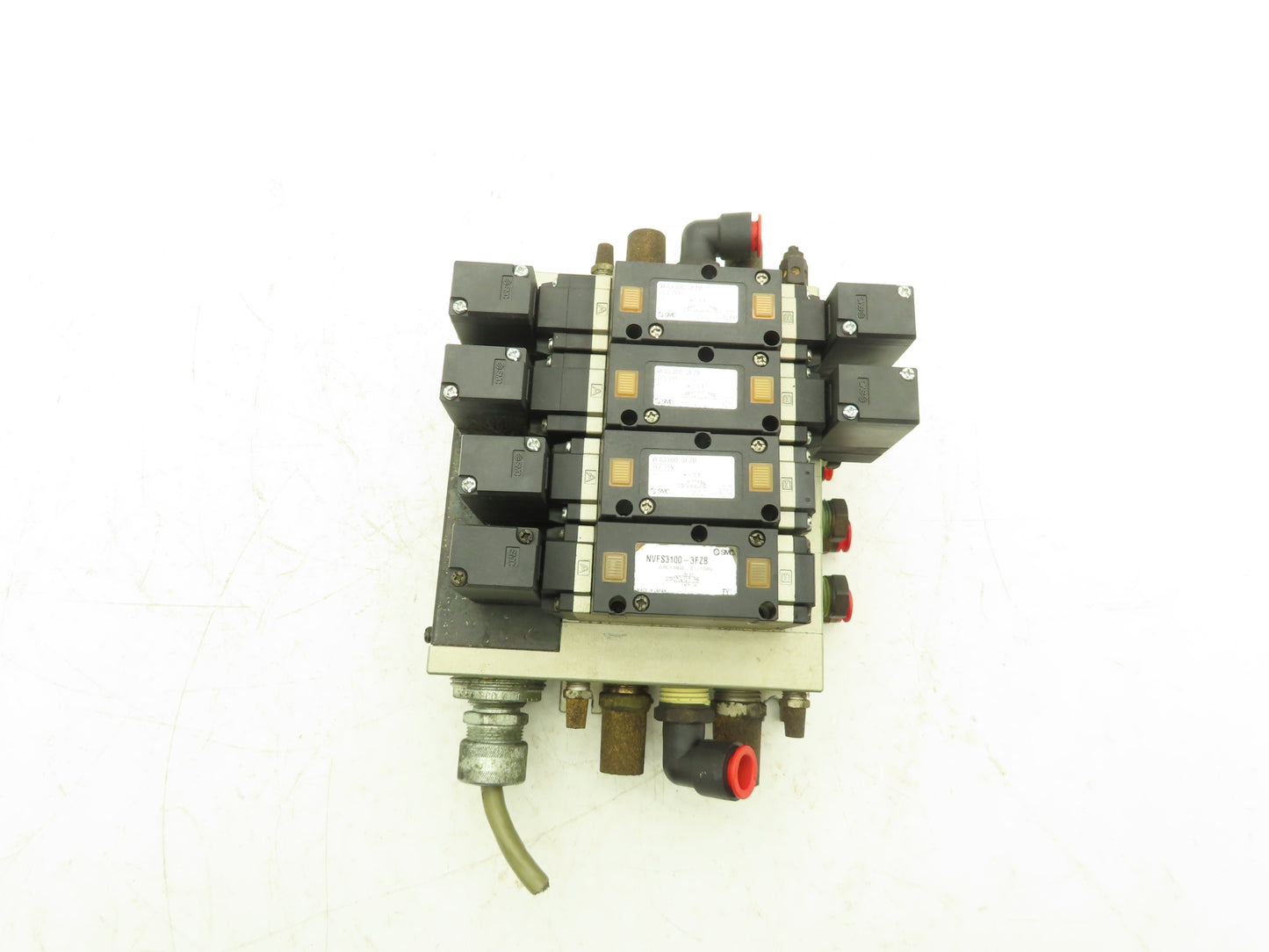 SMC VFS3300-3FZB  4-Station Pneumatic Solenoid Valve Manifold 115V VFS3100-3FZB