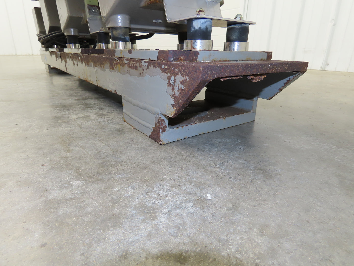 Syntron 65" Stainless Vibratory Screen Shaker Feed Conveyor 2.5" SS Food Process