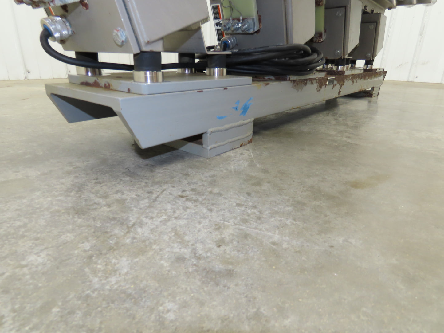 Syntron 65" Stainless Vibratory Screen Shaker Feed Conveyor 2.5" SS Food Process