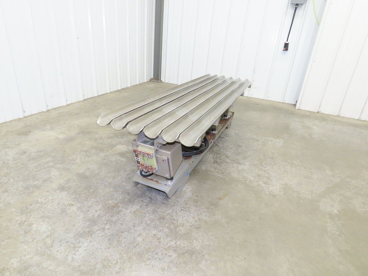 Syntron 65" Stainless Vibratory Screen Shaker Feed Conveyor 2.5" SS Food Process