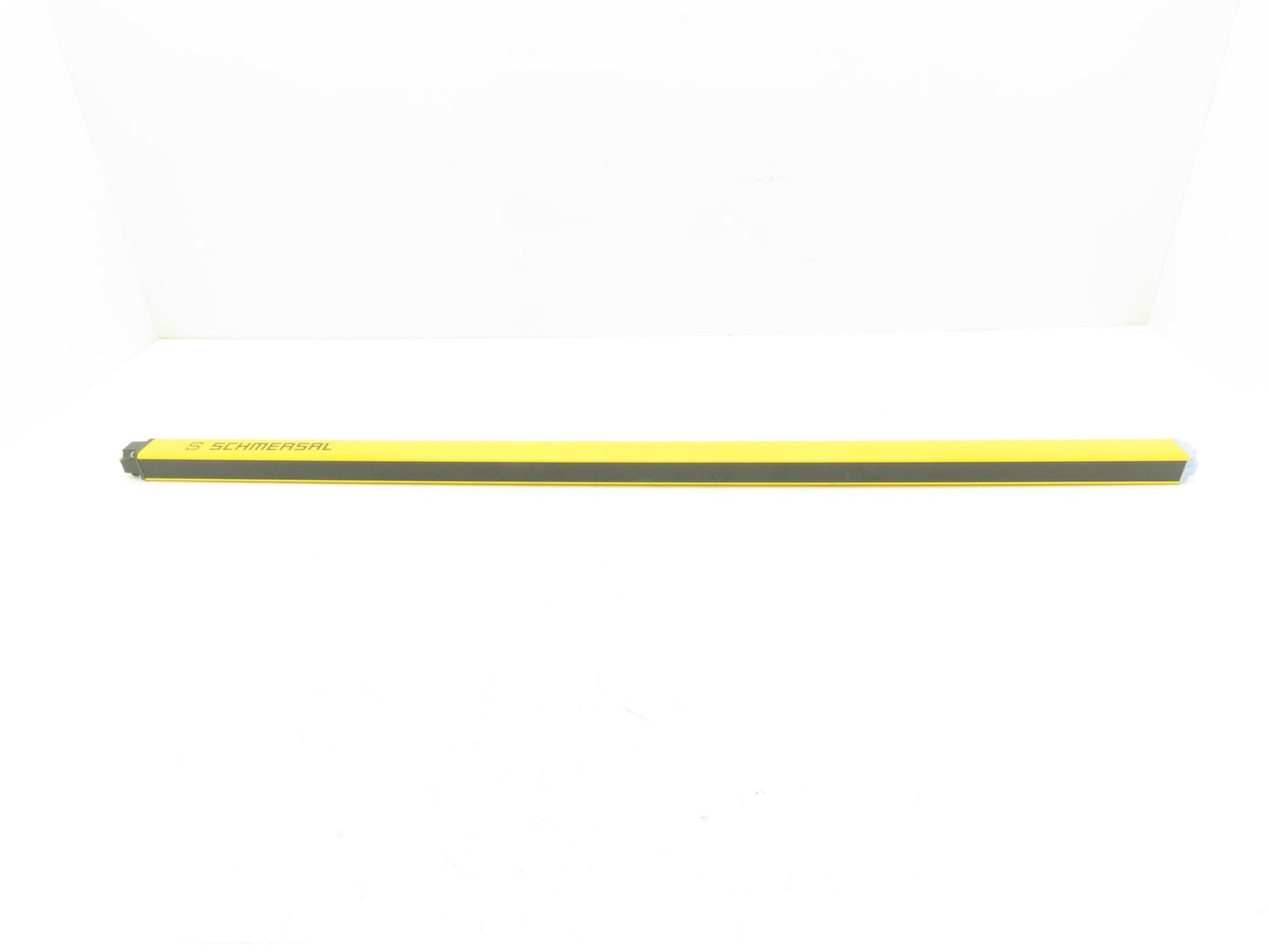 Schmersal SLC440COM-R-0890-14 Safety Light Curtain Receiver *Read For Repair
