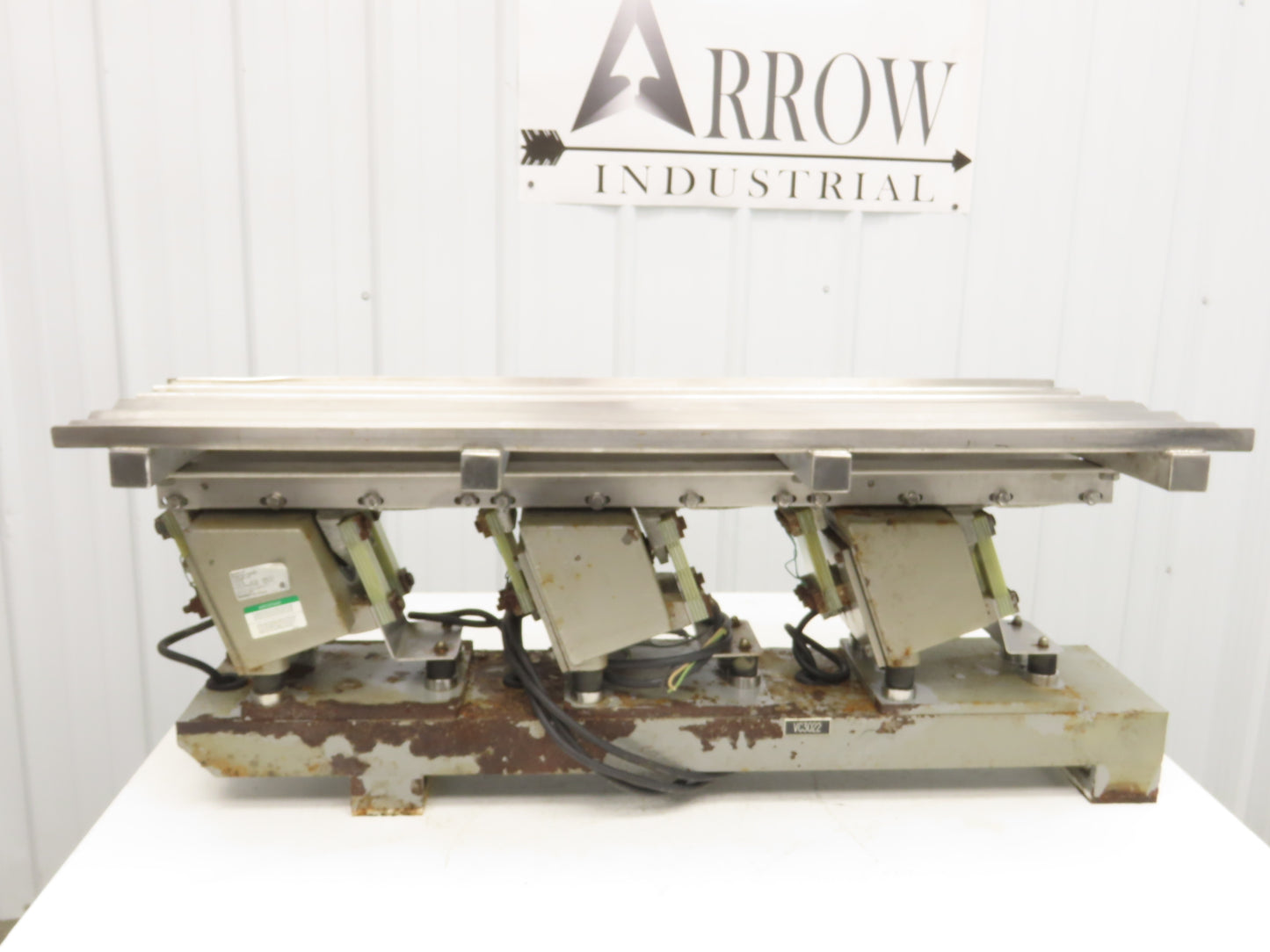 Syntron 44" Stainless Vibratory Screen Shaker Feed Conveyor Food Process