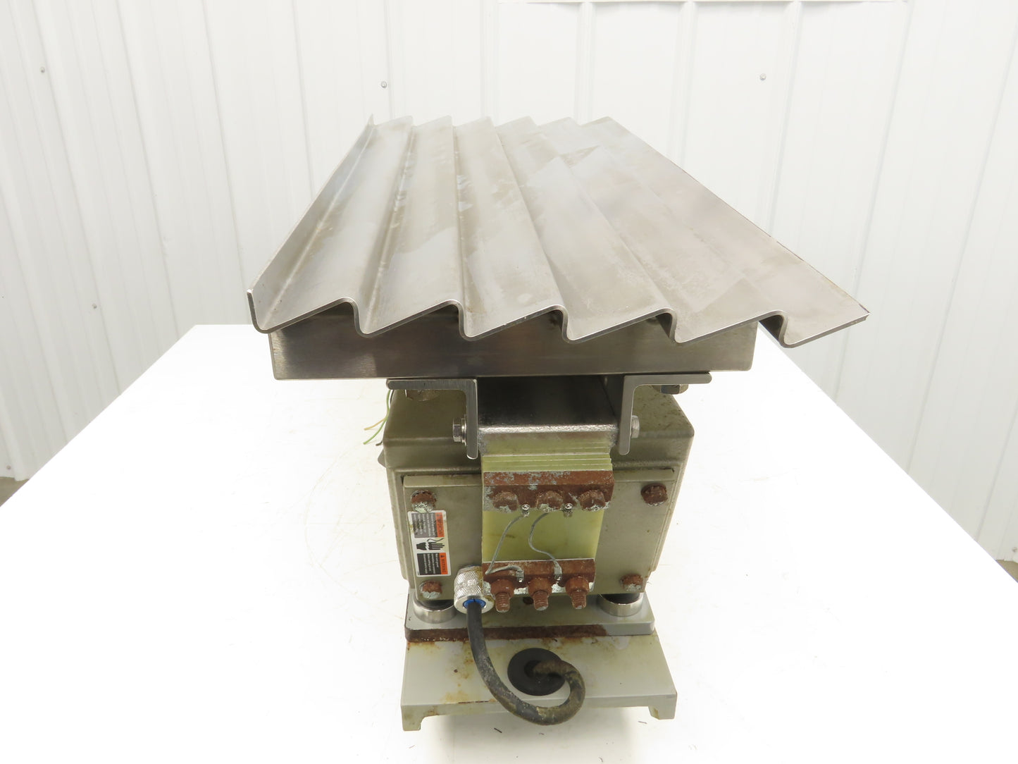 Syntron 45" Stainless Vibratory Screen Shaker Feed Conveyor Food Process