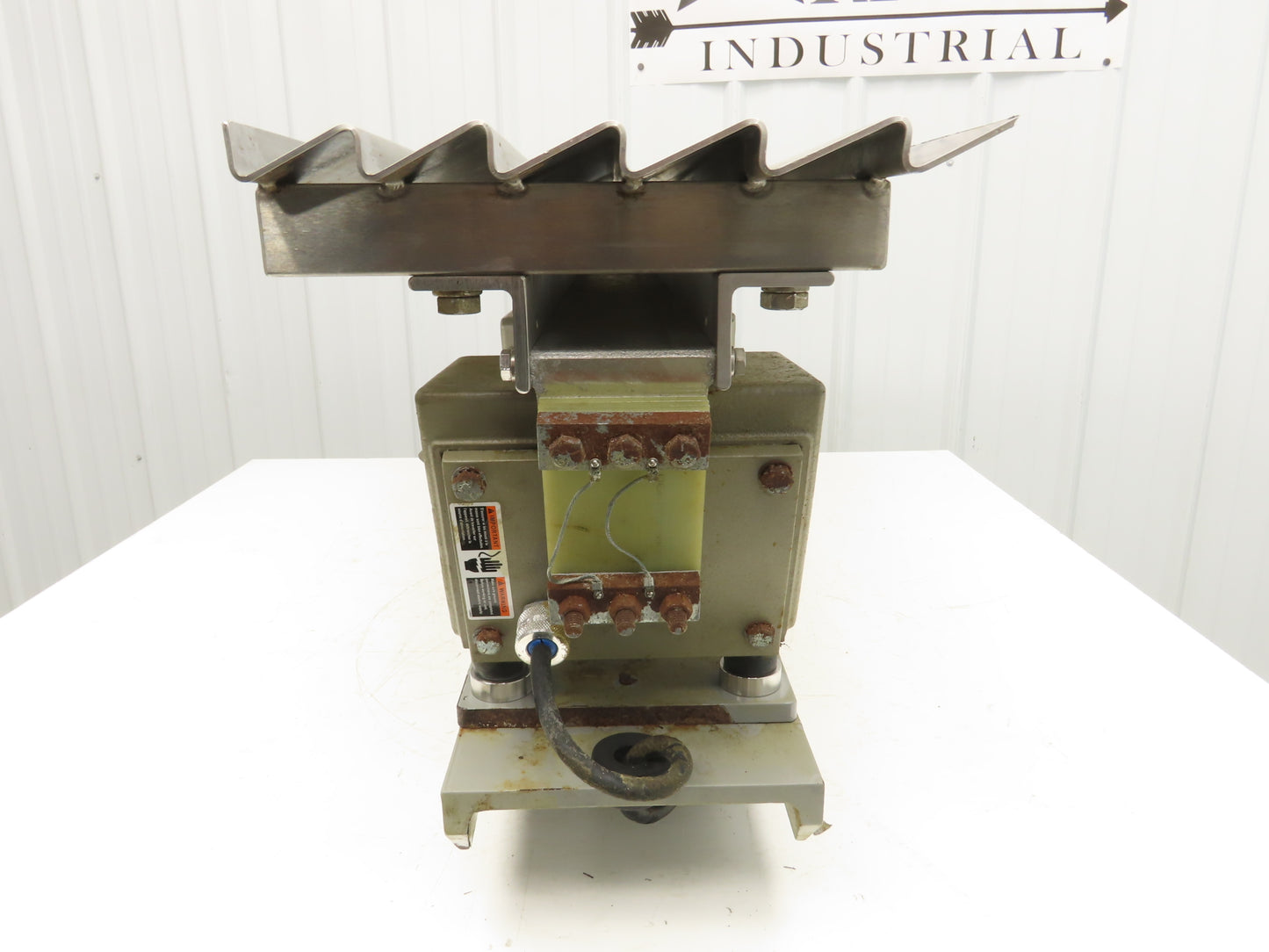 Syntron 45" Stainless Vibratory Screen Shaker Feed Conveyor Food Process
