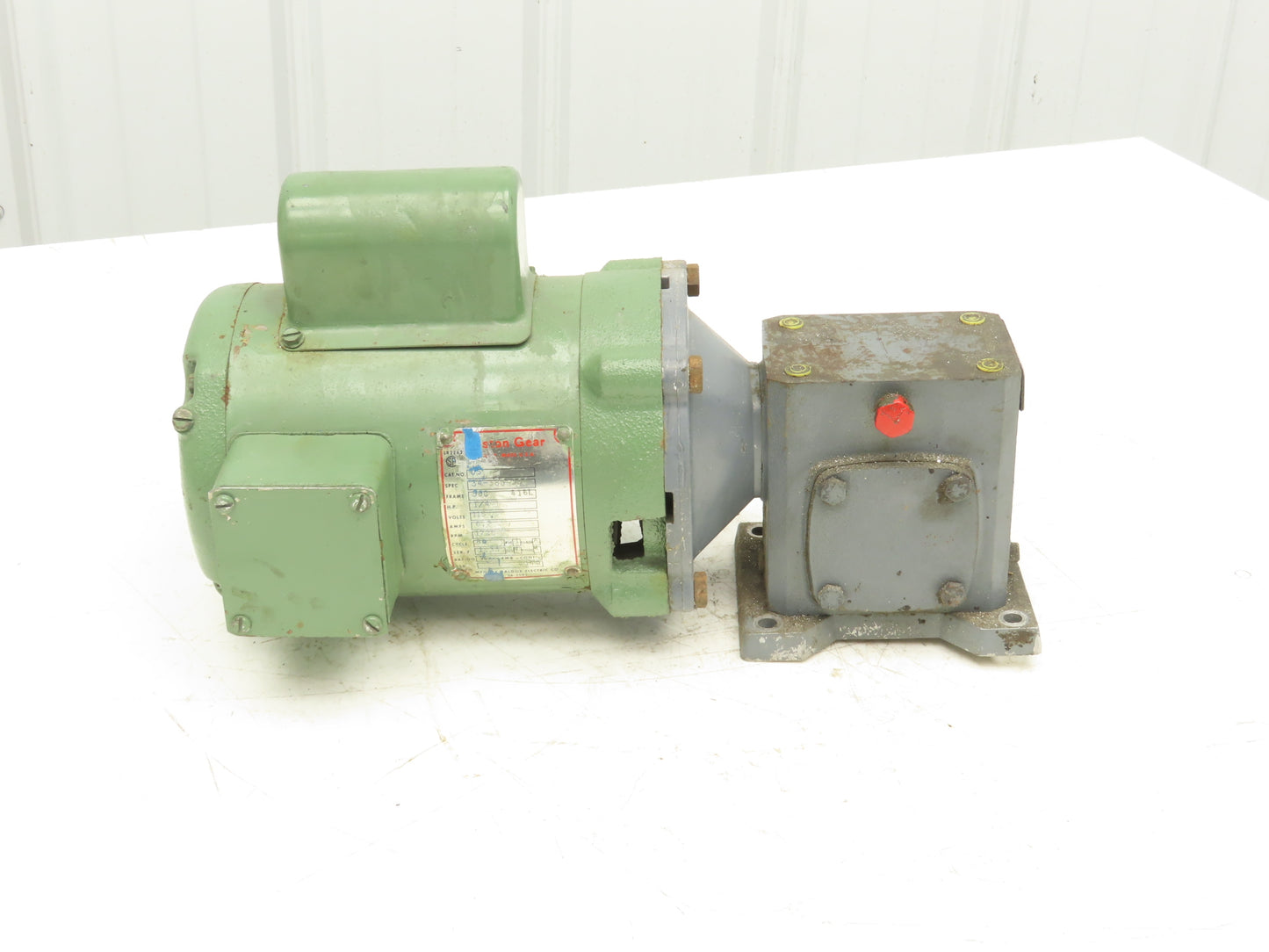 Boston Gear F313-15-G1 Gearmotor 15:1 Reducer 116rpm .5Hp 115V 1PH 56C LH
