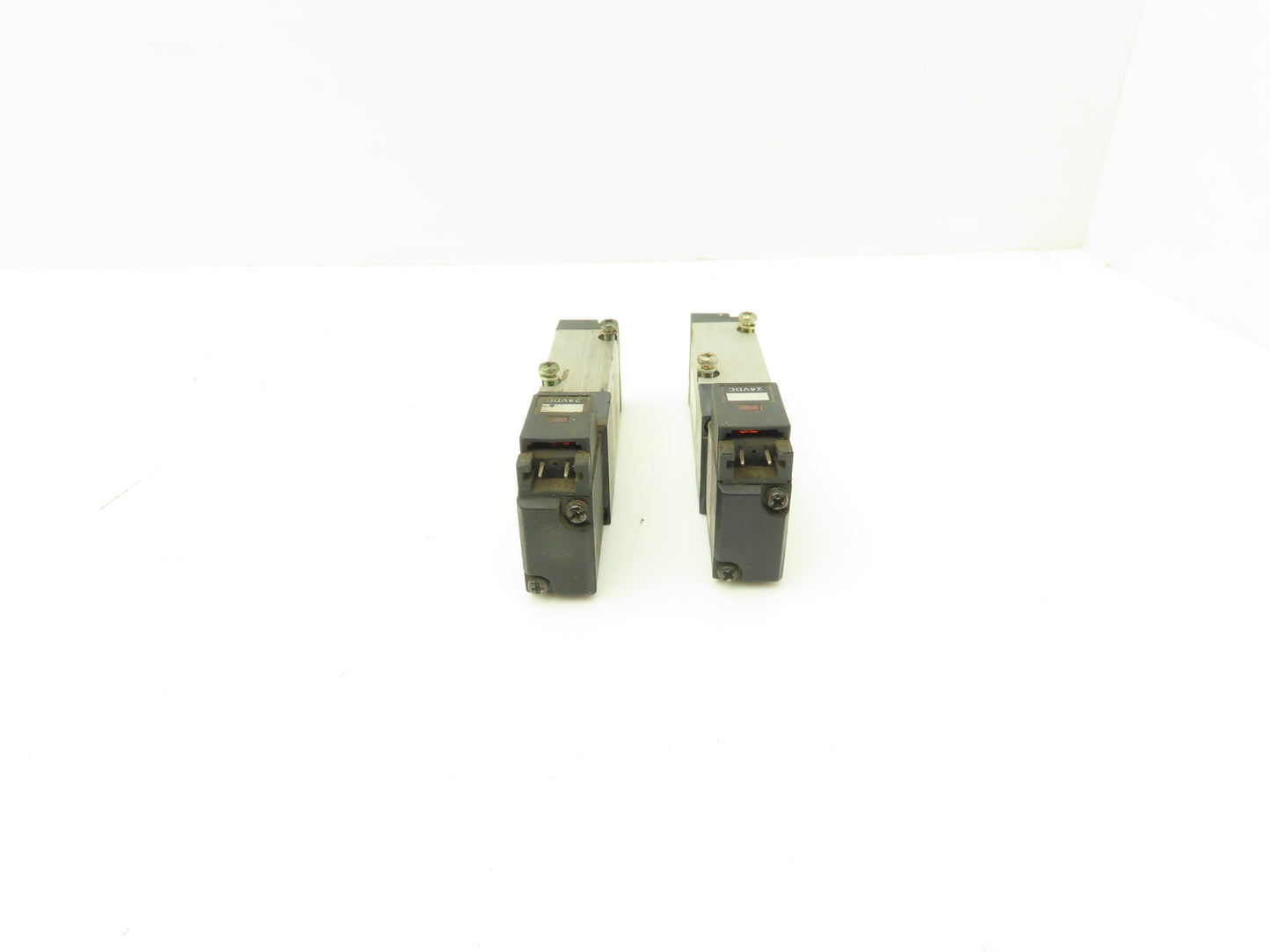 Humphrey HA180-4E1-PSL Pneumatic Solenoid Valve 24VDC  Lot of 2