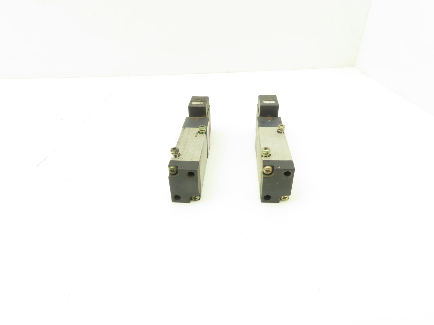Humphrey HA180-4E1-PSL Pneumatic Solenoid Valve 24VDC  Lot of 2