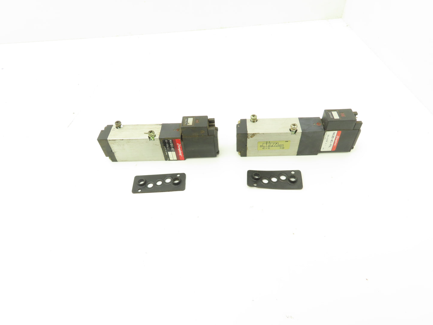 Humphrey HA180-4E1-PSL Pneumatic Solenoid Valve 24VDC  Lot of 2