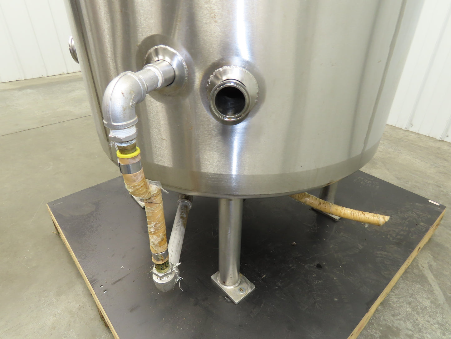 Avins Direct Steam 100 Gallon Mixing Tank 1/3Hp Lightnin Mixer Food Grade SS
