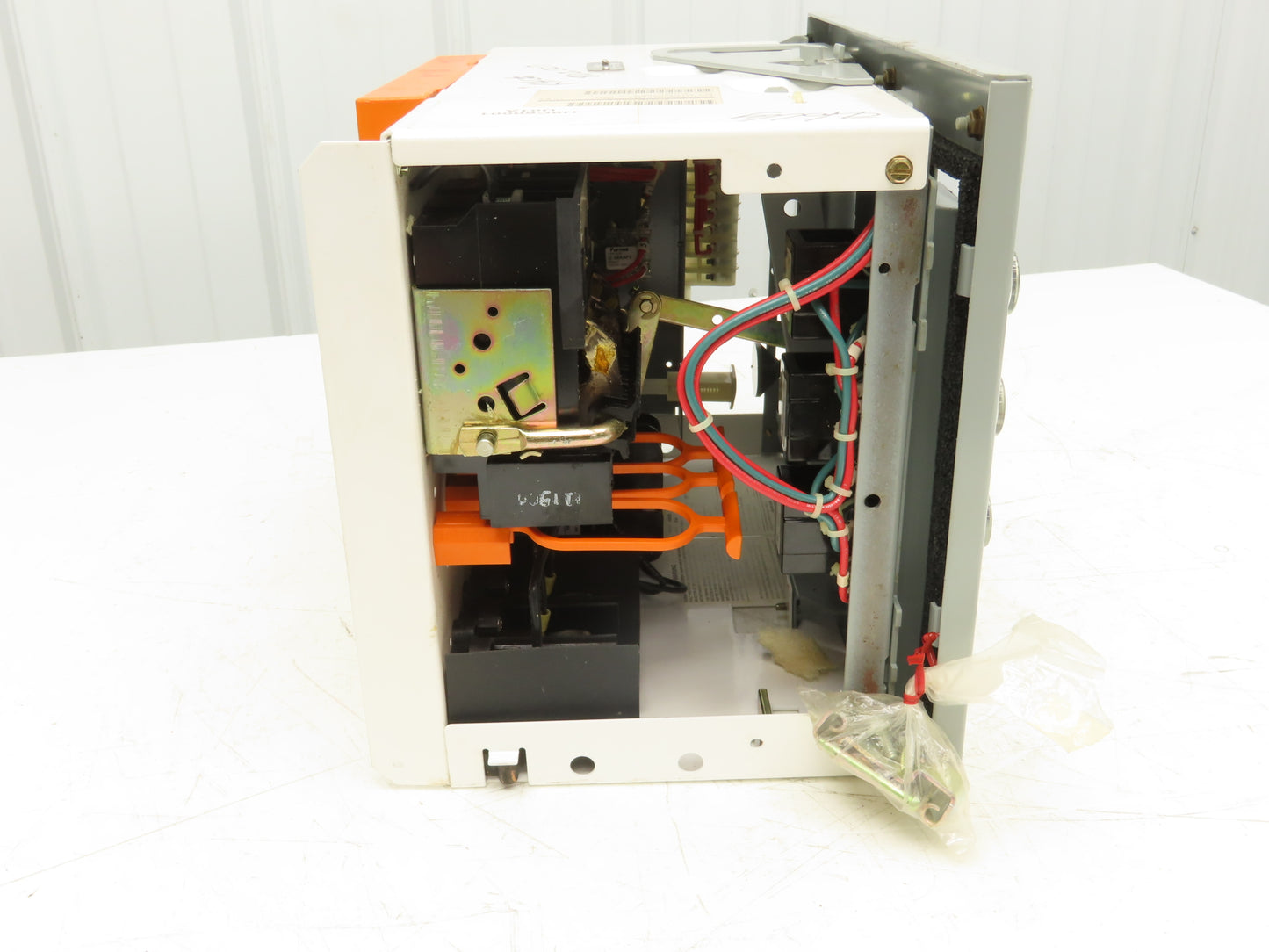 Furnas H9C60 Combination Motor Starter Bucket 10Hp 480V 3ph Size 1 D68252001