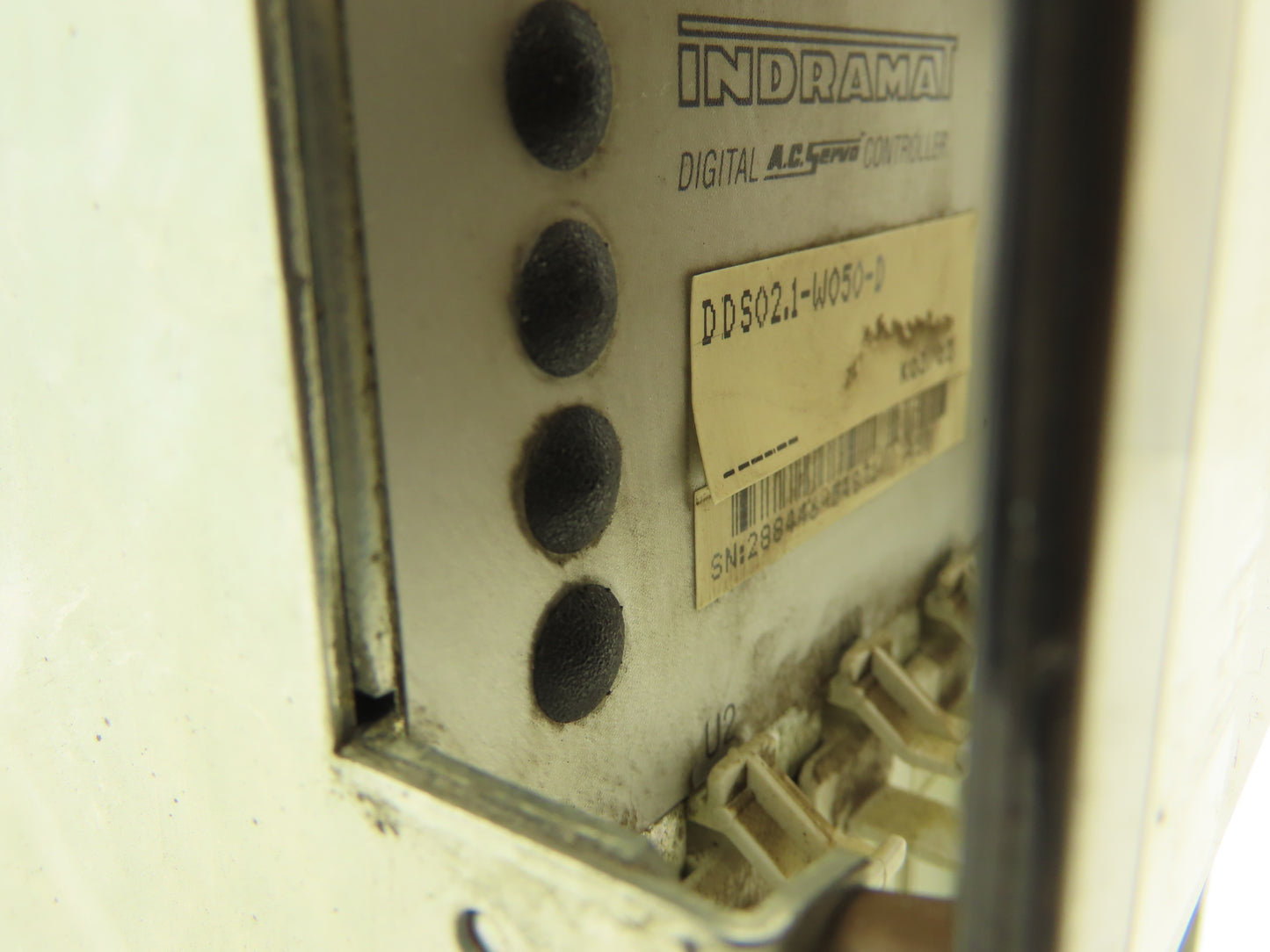 Indramat DDS02.1-W050-D 300VDC Digital AC Servo Controller