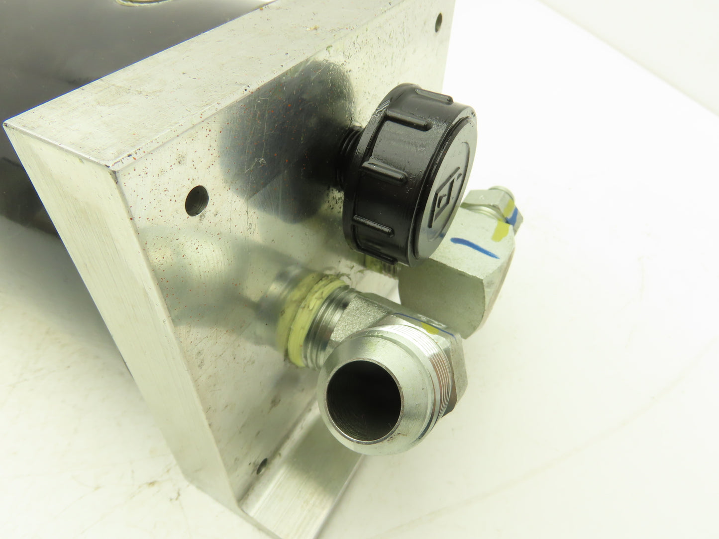 Rico 33101101 Hydraulic Tank Assembly 2.5 Liter Off Rico PLR-100 Platform Truck