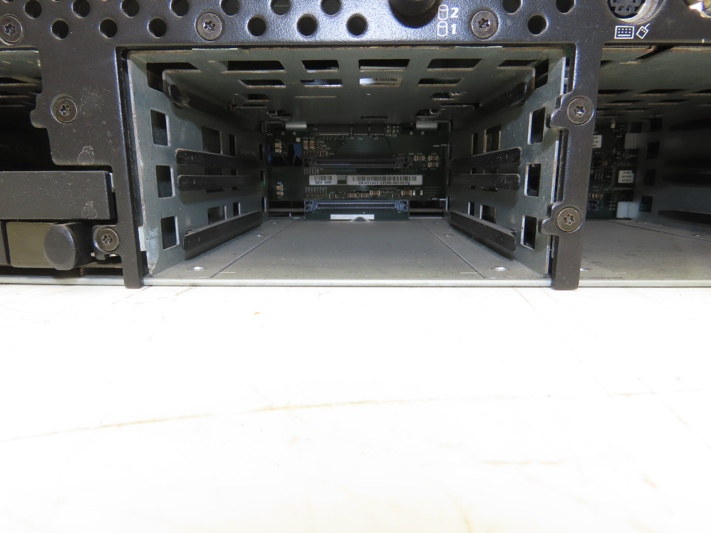 Dell POWEREDGE 2650 Server Intel Xeon 2.4GHz 2048MB ECC DDR RAM System Memory