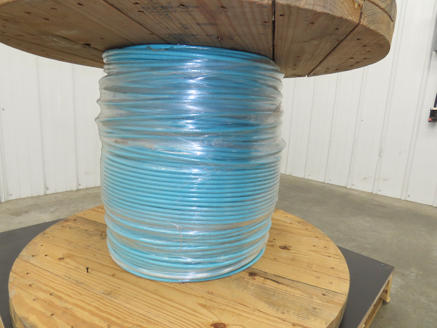 Corning 6-Fiber Optic MIC Tight-Buffered Interlocking Armored Plenum Cable 2140'