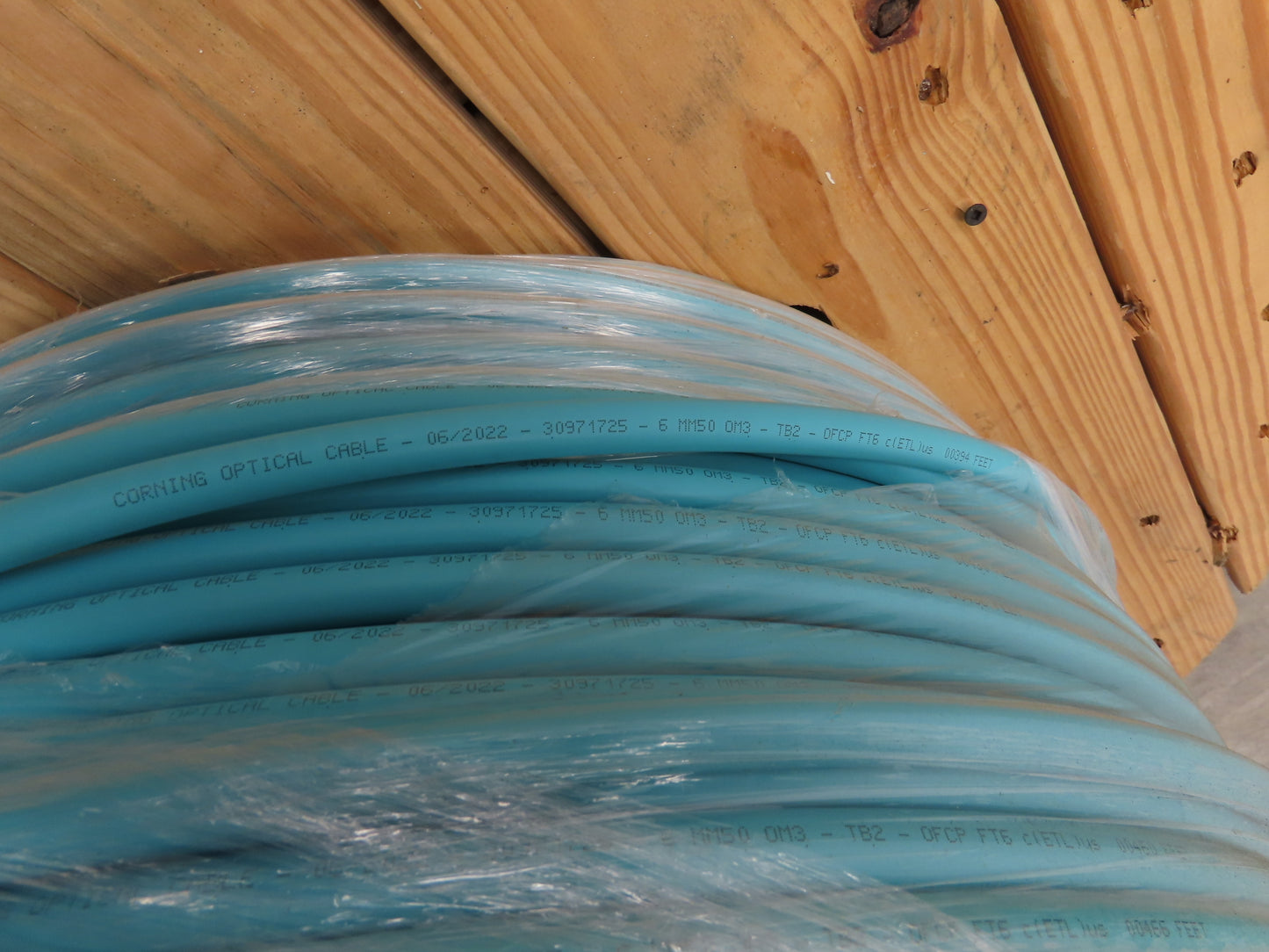 Corning 6-Fiber Optic MIC Tight-Buffered Interlocking Armored Plenum Cable 1600'