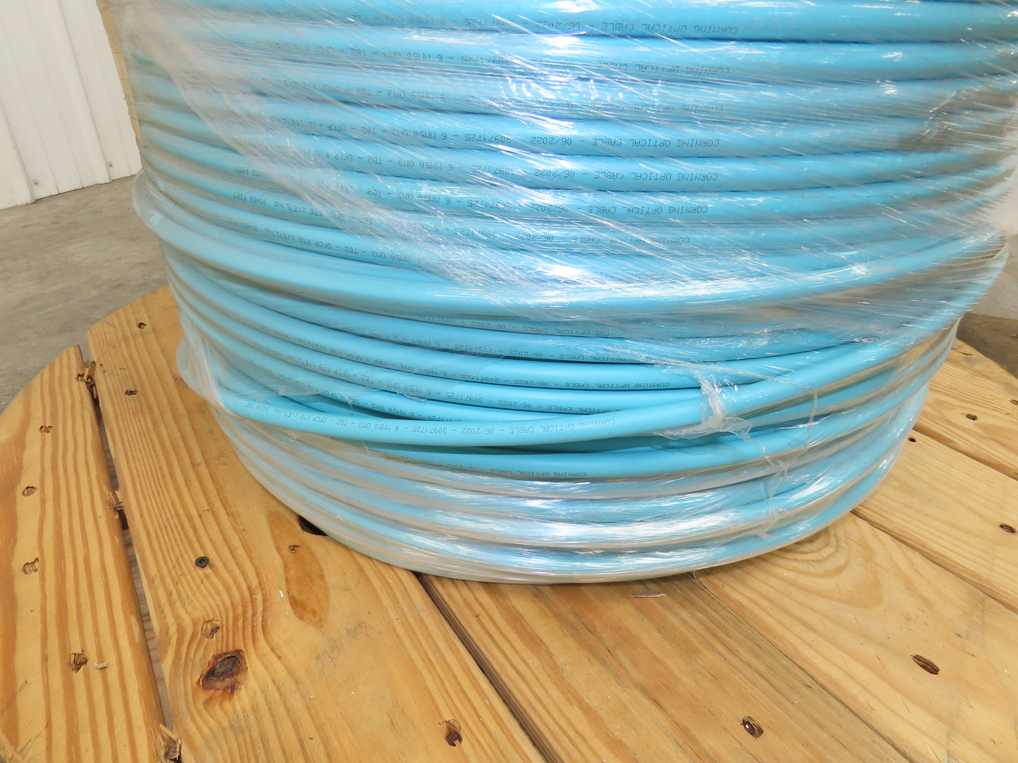 Corning 6-Fiber Optic MIC Tight-Buffered Interlocking Armored Plenum Cable 1600'