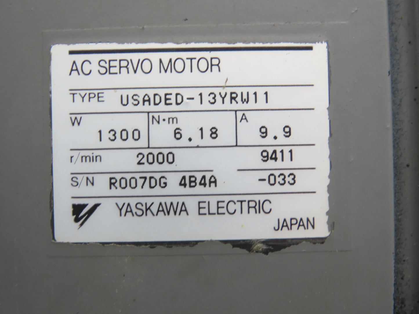 Yaskawa Electric USADED-13YRW11 AC Servo Motor Absolute Encoder UTMAH-B12BDYR7