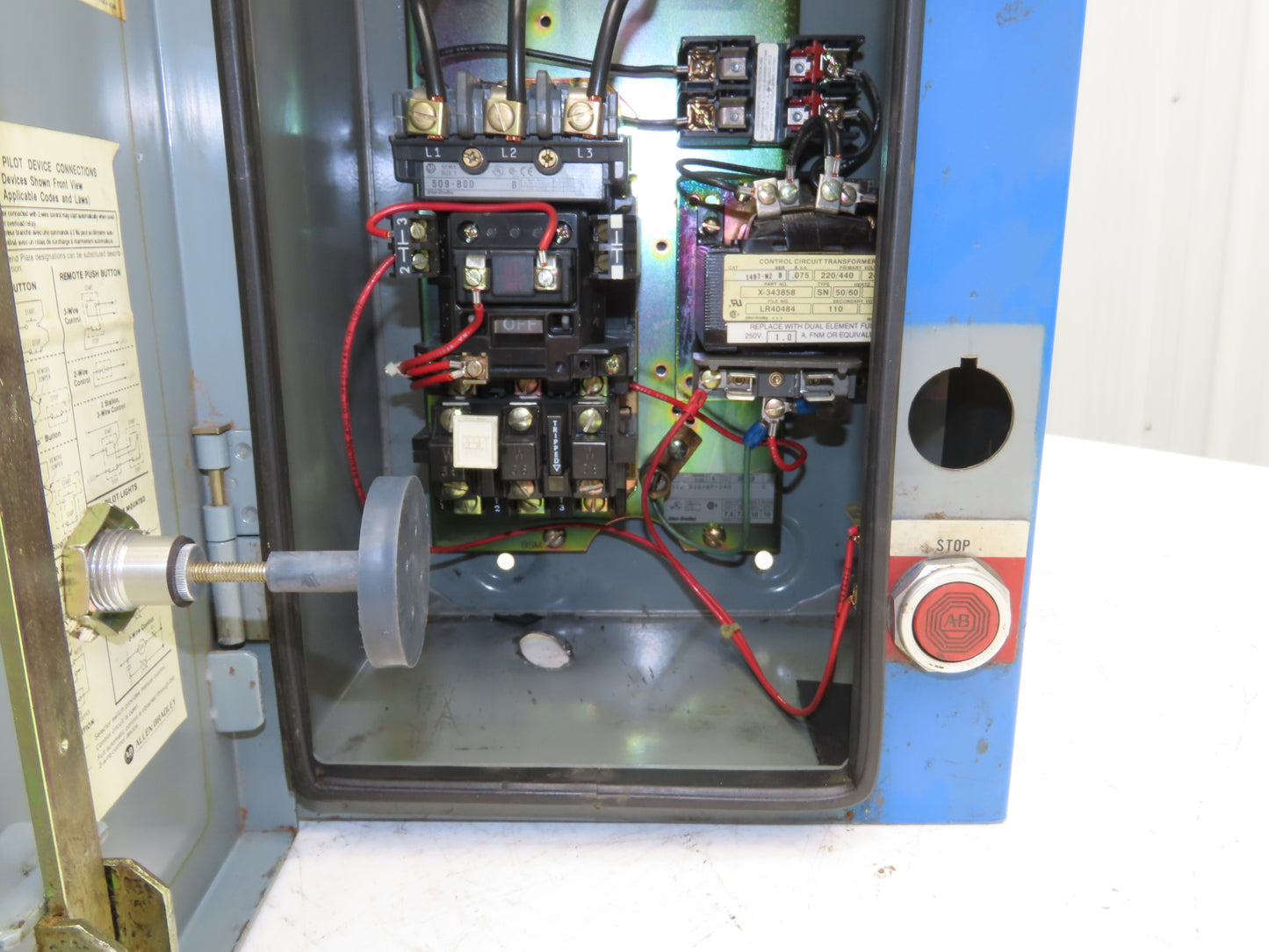 Allen-Bradley 512-BJB-6P-24R Combination Starter Fusible 600V 3PH 10HP