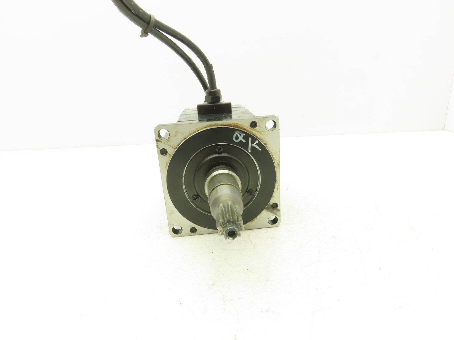 Yaskawa SGMP-08AWYR12 AC Servo Motor 750W 200V 3000RPM