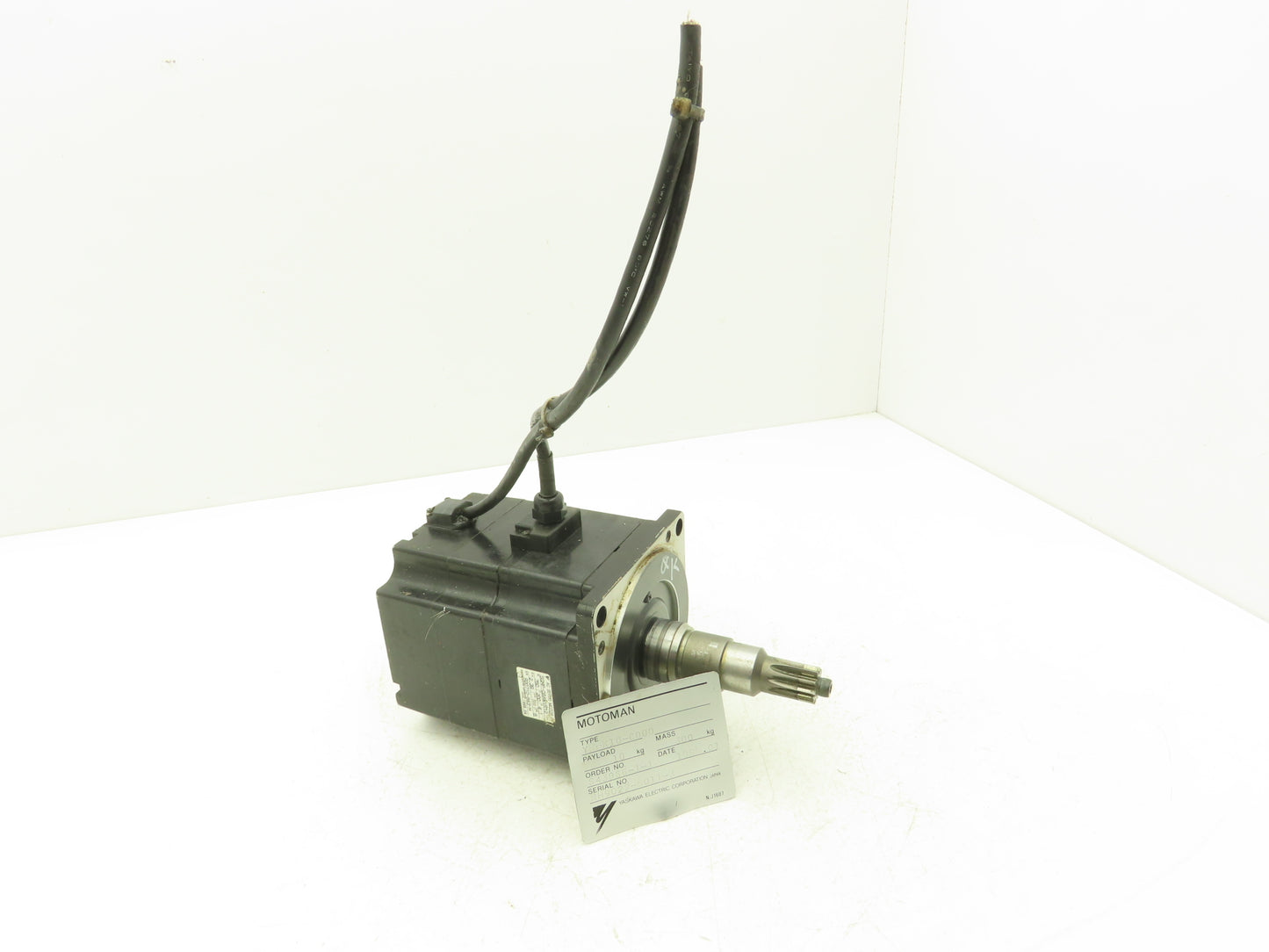 Yaskawa SGMP-08AWYR12 AC Servo Motor 750W 200V 3000RPM